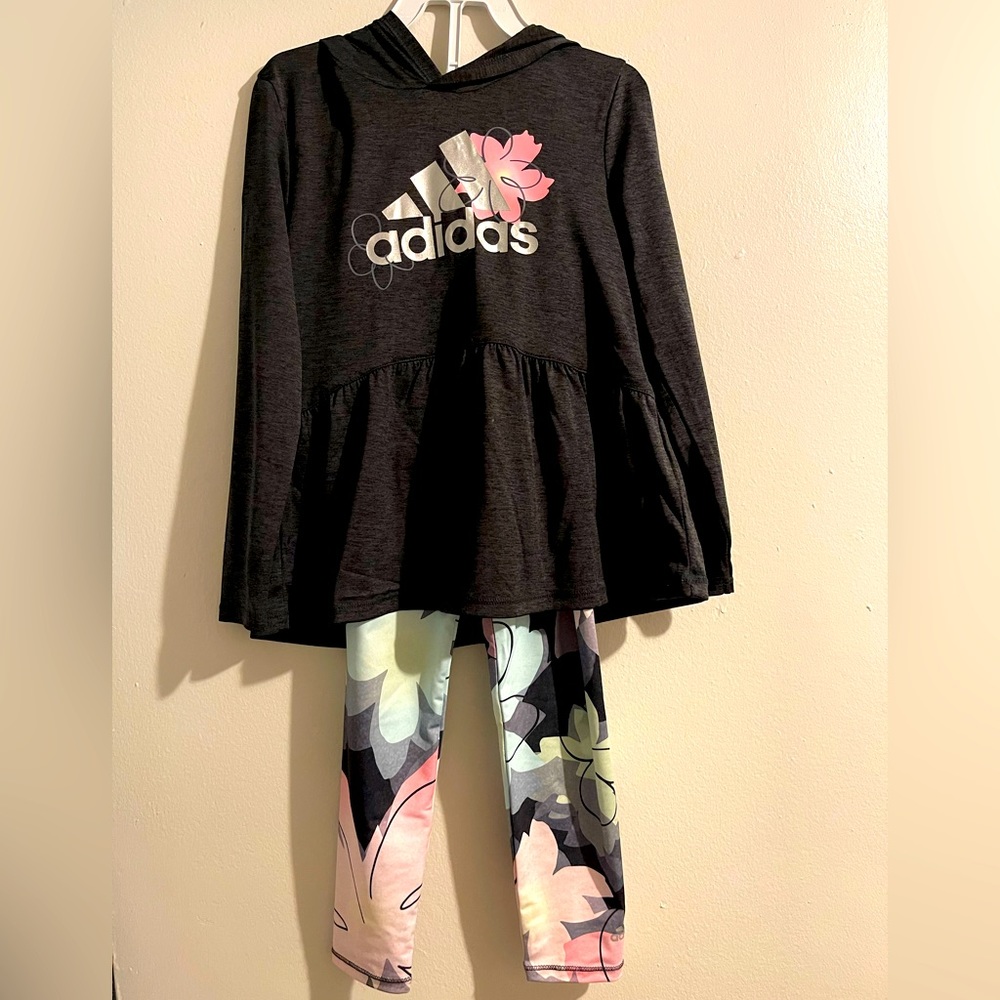 Adidas girls outfit size 6